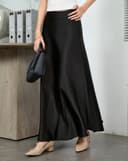 Váy lụa midi form A