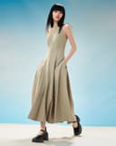 Đầm maxi cổ yếm form xòe