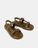 Giày Sandal Đế Bằng Quai Ngang