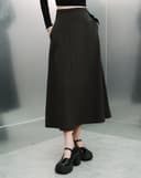 Chân váy midi phối viền lưng