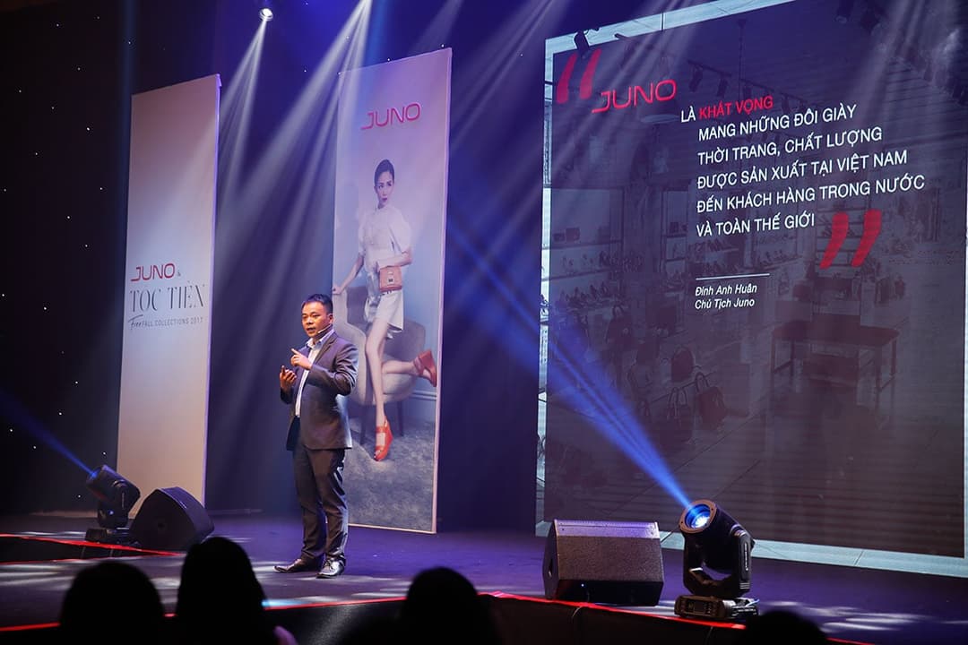 Ông Đinh Anh Huân - Chủ tịch Juno phát biểu trong sự kiện Juno ra mắt bộ sưu tập mới